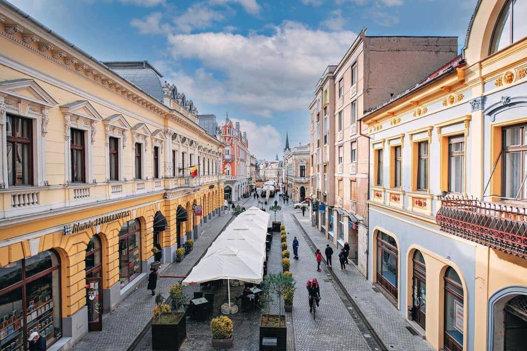 Uvs Central Prime Apartment Oradea Exterior foto